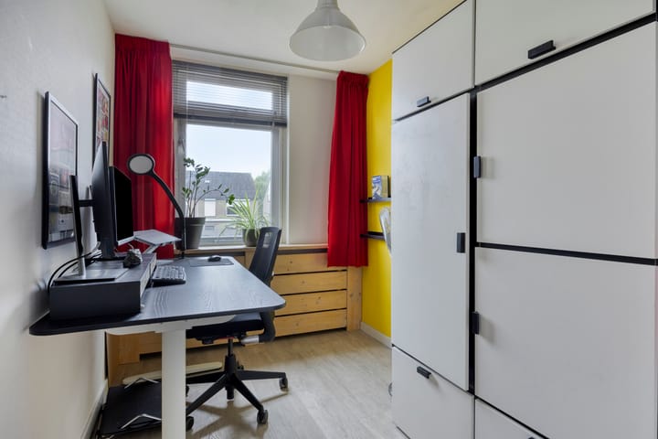 Foto 13 van 2e Vijverstraat 8