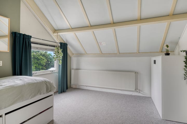 Foto 17 van 2e Vijverstraat 8