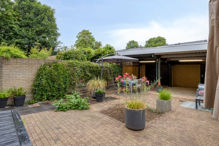 Foto 19 van 2e Vijverstraat 8