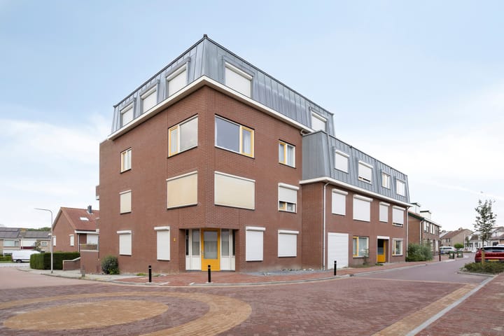 Foto 2 van Oranjestraat 10