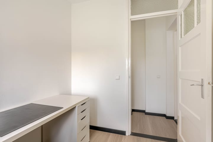 Foto 16 van Madeliefstraat 34-C