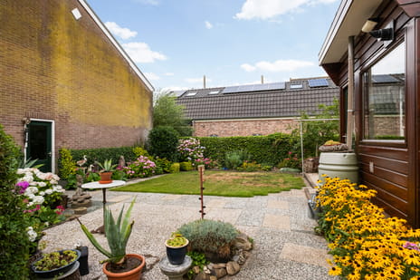 Benedeneind ZZ 401-A tertiary image