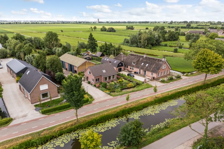 Photo 9 of Benedeneind ZZ 401-A