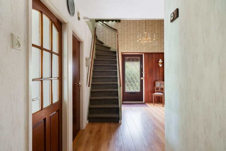 Photo 15 of Benedeneind ZZ 401-A