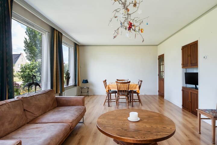 Photo 18 of Benedeneind ZZ 401-A