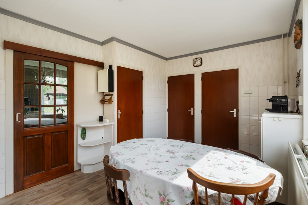 Photo 23 of Benedeneind ZZ 401-A