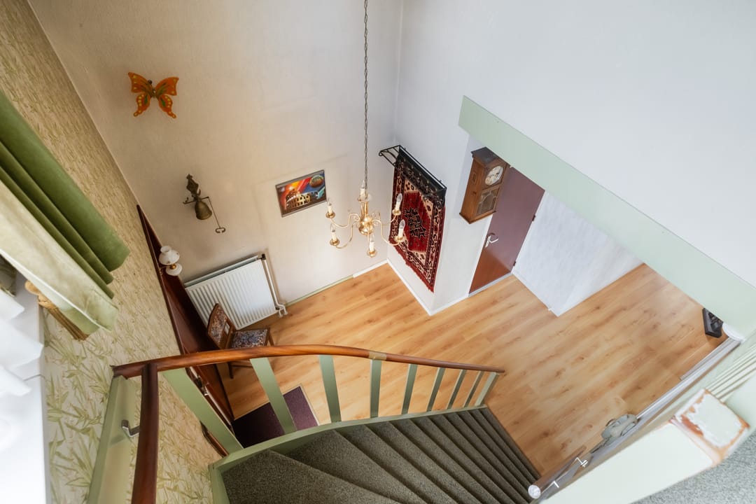 Photo 38 of Benedeneind ZZ 401-A