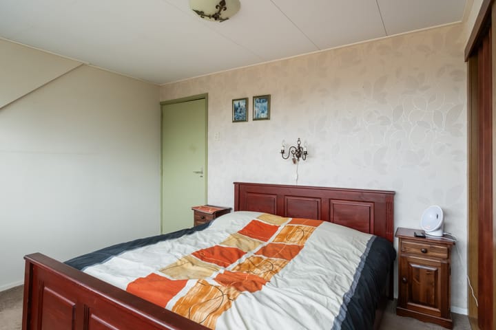 Photo 43 of Benedeneind ZZ 401-A