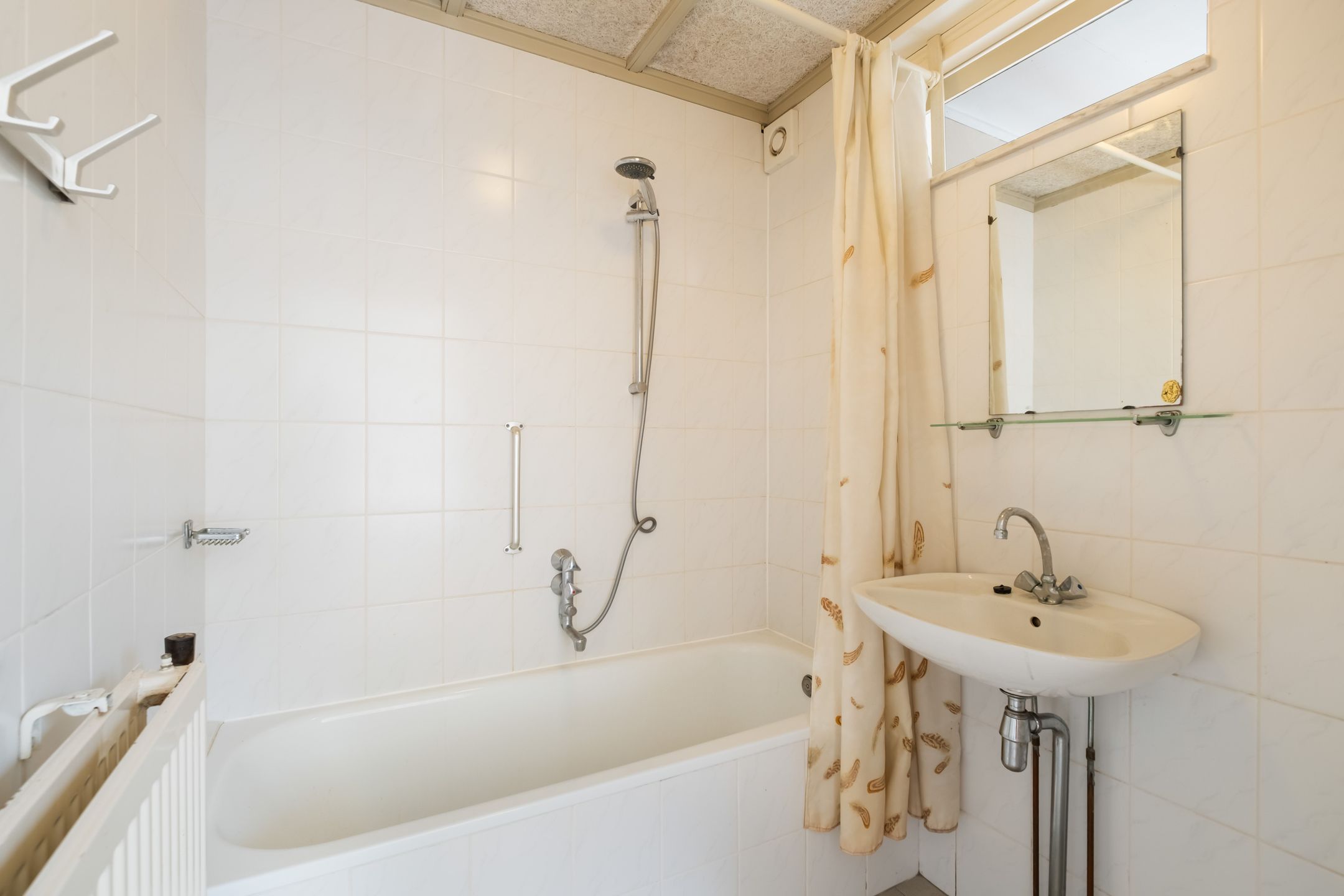 Photo 45 of Benedeneind ZZ 401-A