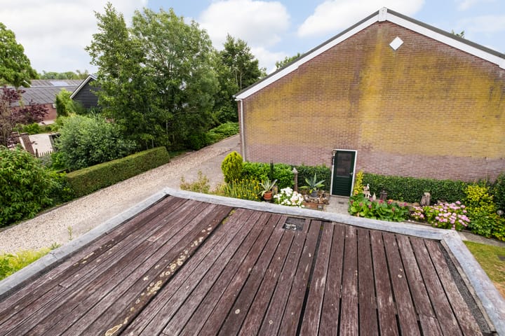 Photo 54 of Benedeneind ZZ 401-A