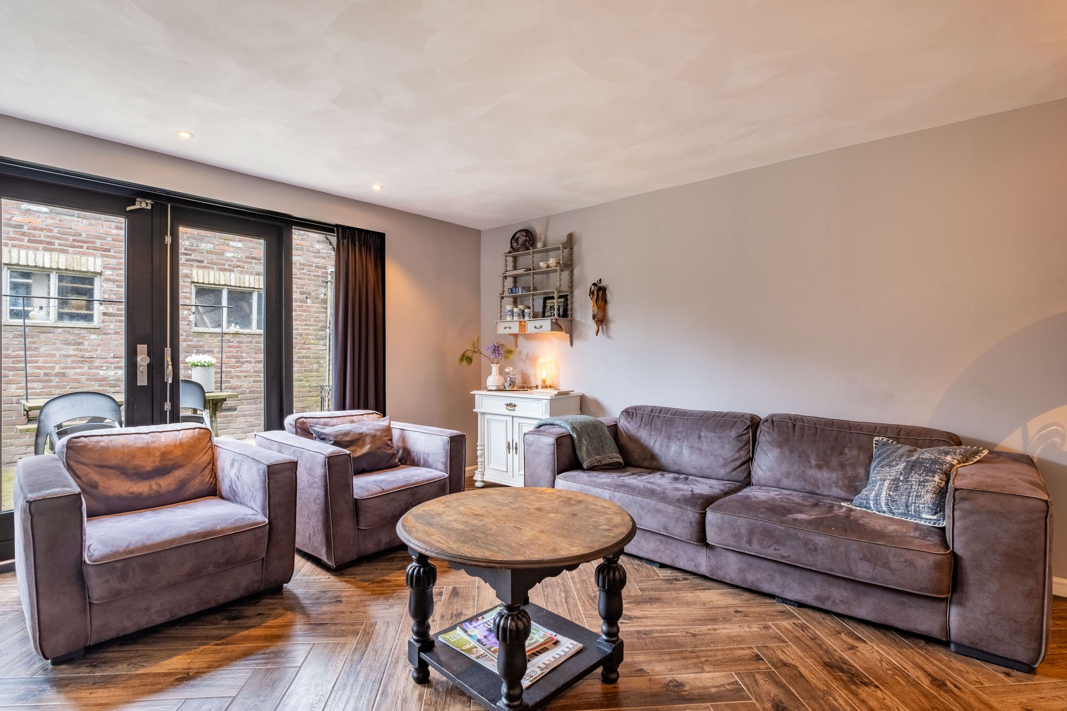 Photo 9 of Leeuwarderweg 14