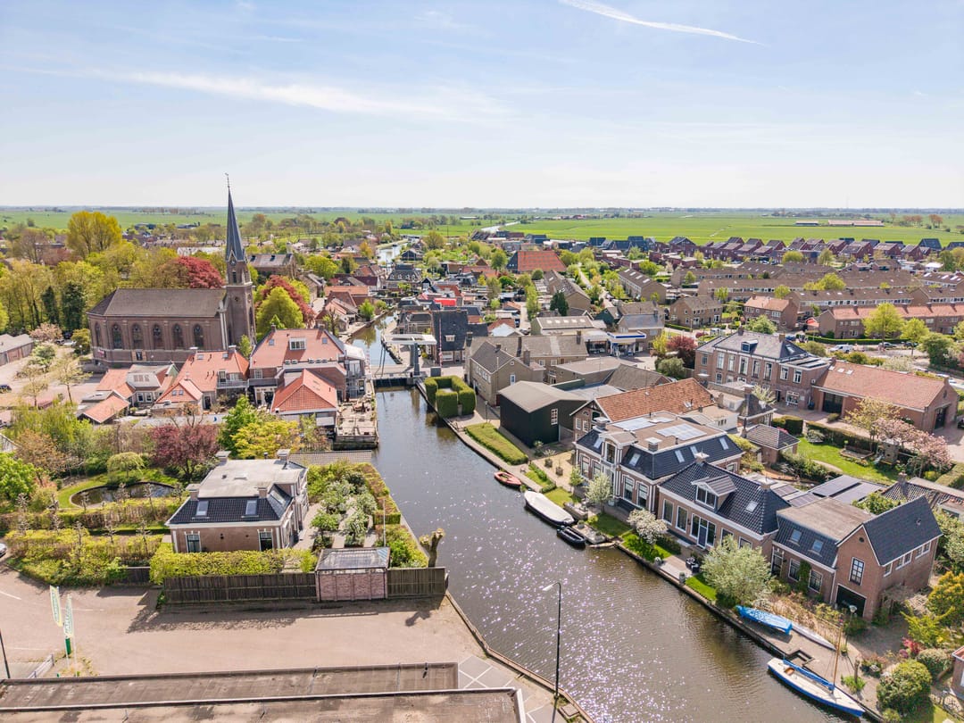 Photo 31 of Leeuwarderweg 14