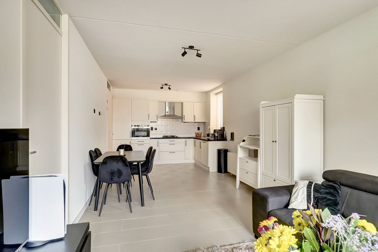 Photo 4 of Minister Talmastraat 24-C