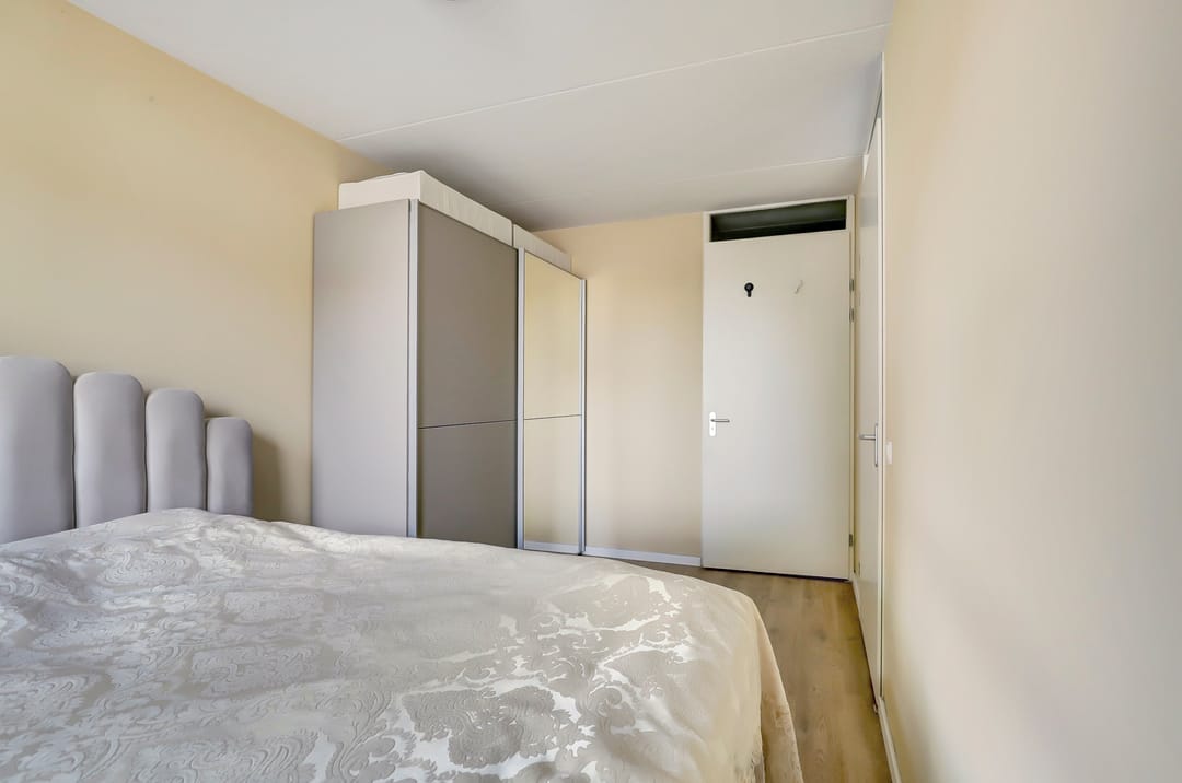 Photo 13 of Minister Talmastraat 24-C