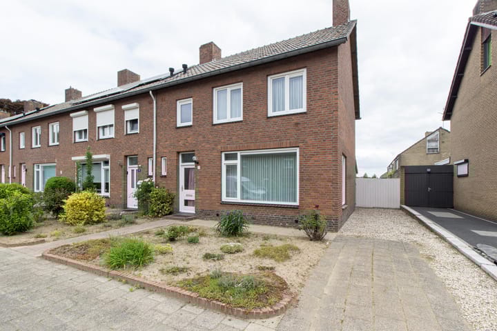 Foto 1 van Tulpenstraat 11