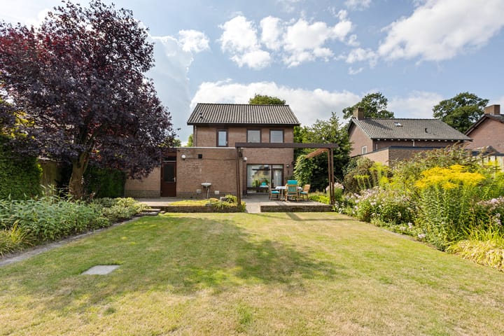 Foto 45 van Pater van Donstraat 11