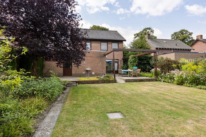 Foto 47 van Pater van Donstraat 11