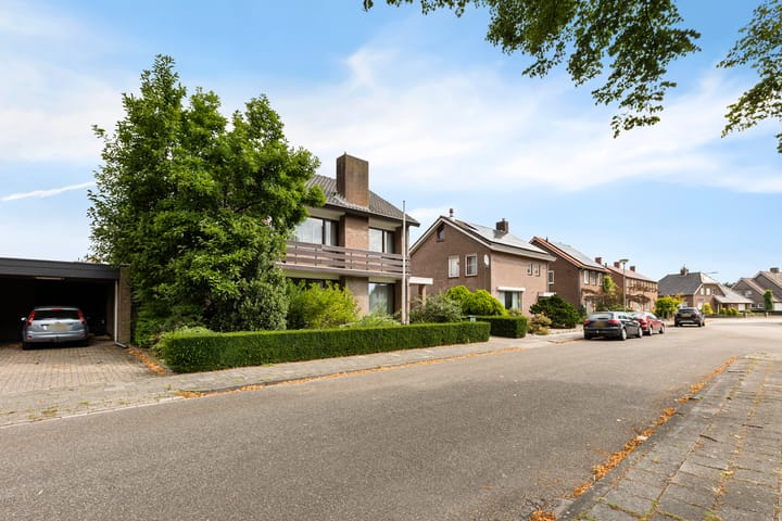 Foto 54 van Pater van Donstraat 11