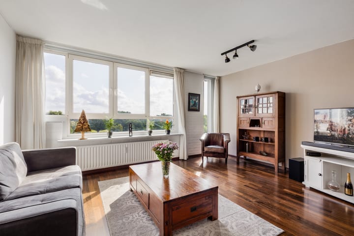 Photo 4 of Sandenburg 93