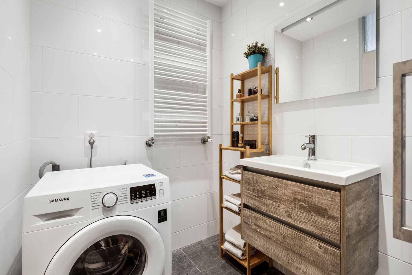 Photo 19 of Sandenburg 93