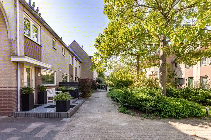 Foto 35 van Monnickendamstraat 54