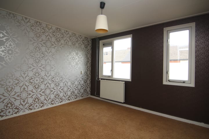 Photo 12 of Johan van Twickelostraat 16