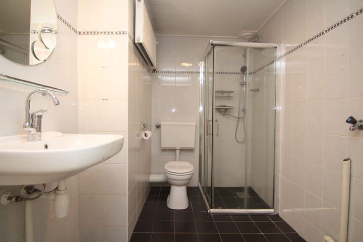 Photo 15 of Johan van Twickelostraat 16