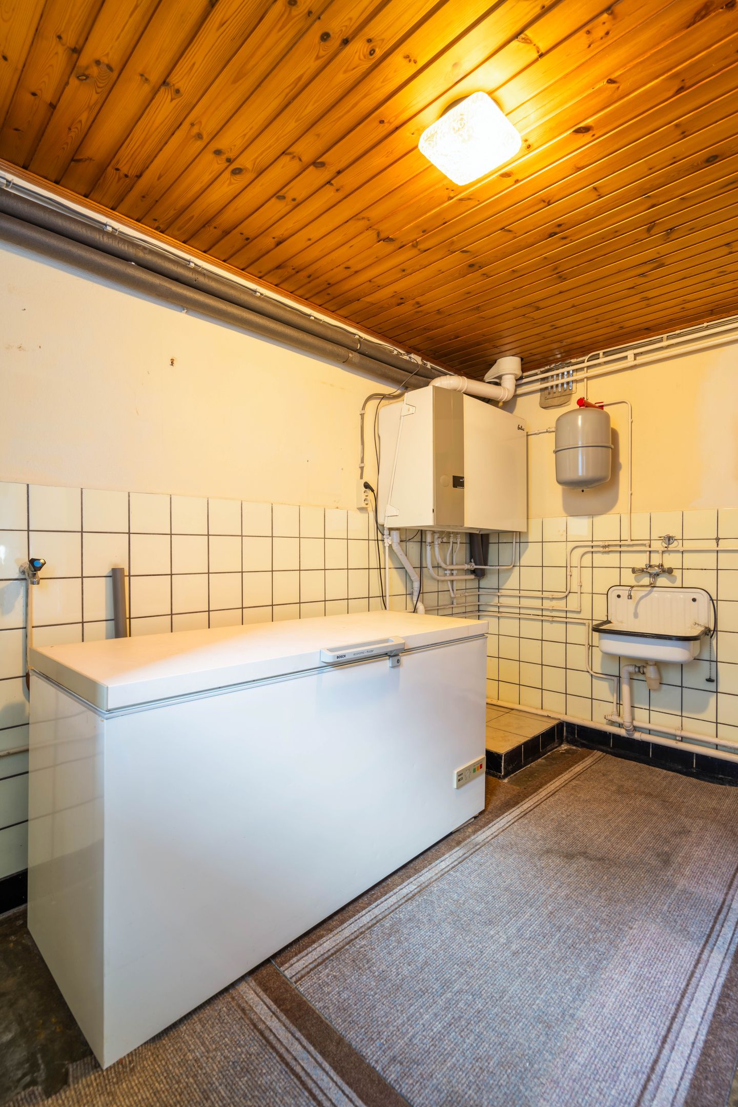 Photo 20 of Hennesweg 8