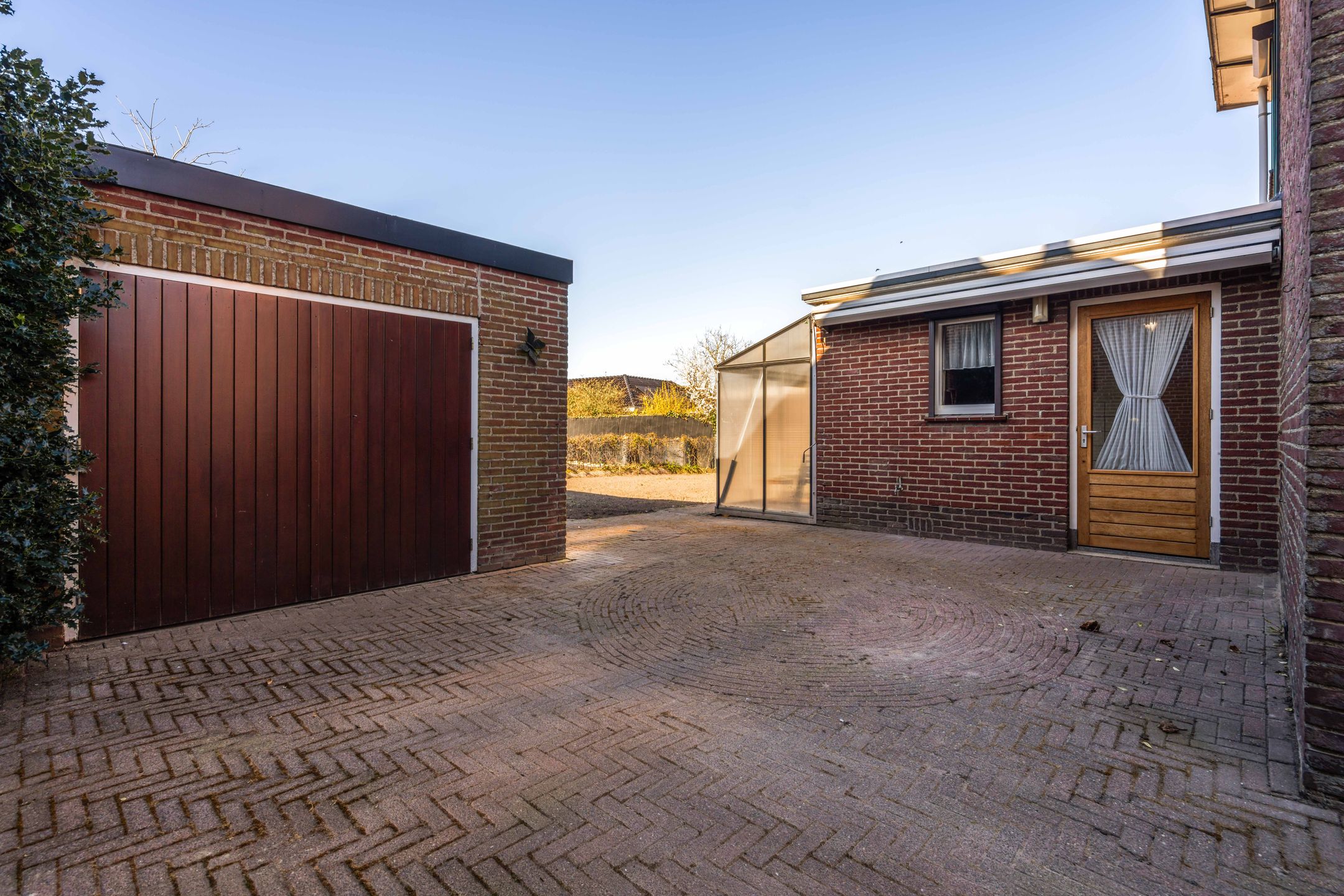 Photo 36 of Hennesweg 8