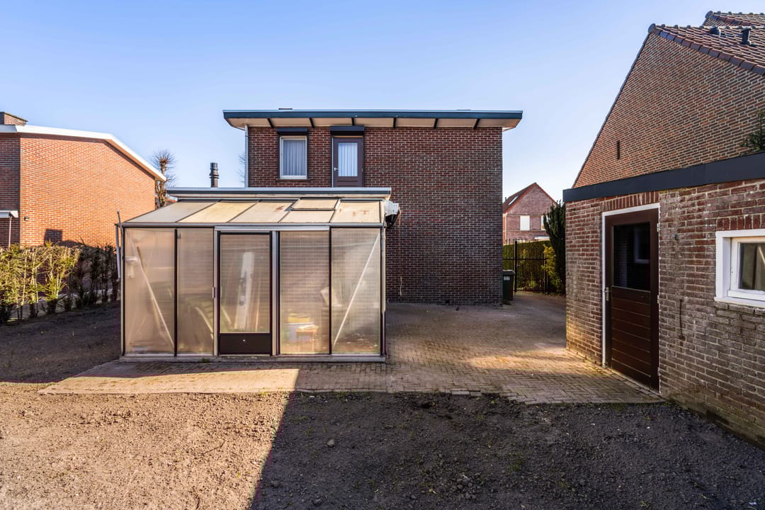 Photo 38 of Hennesweg 8