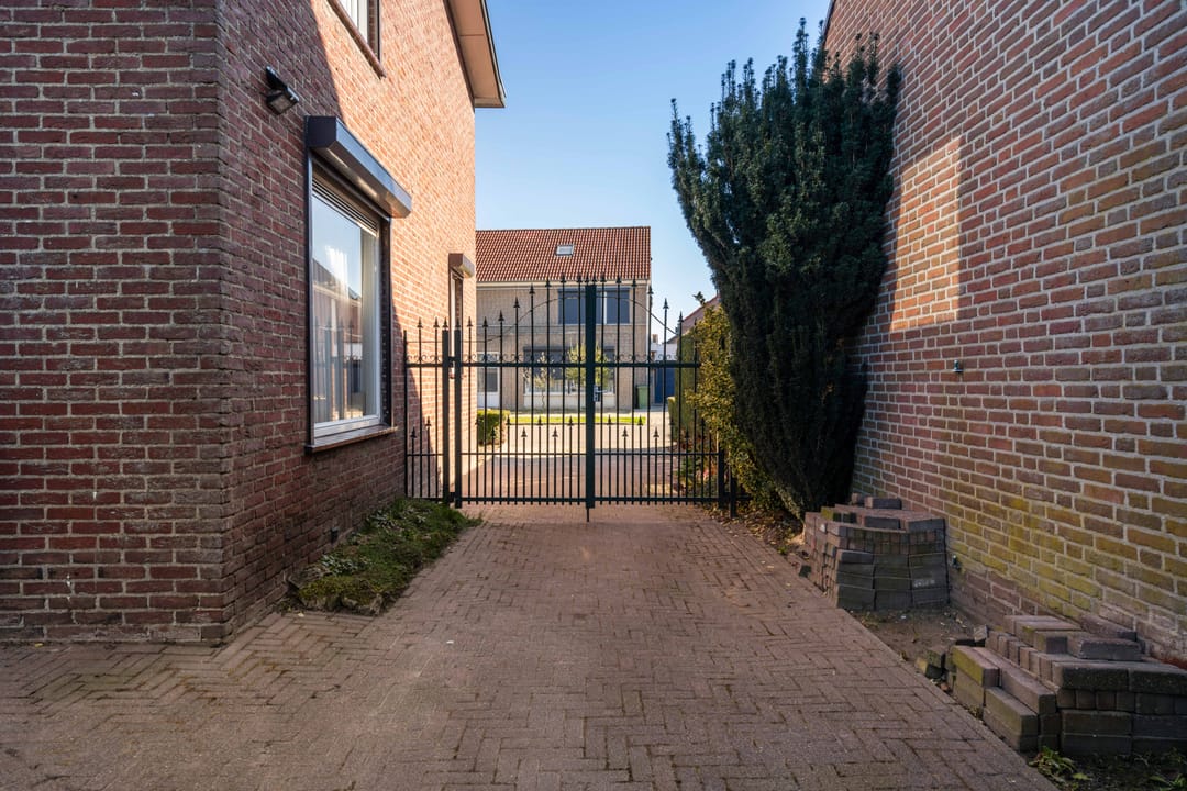 Photo 41 of Hennesweg 8