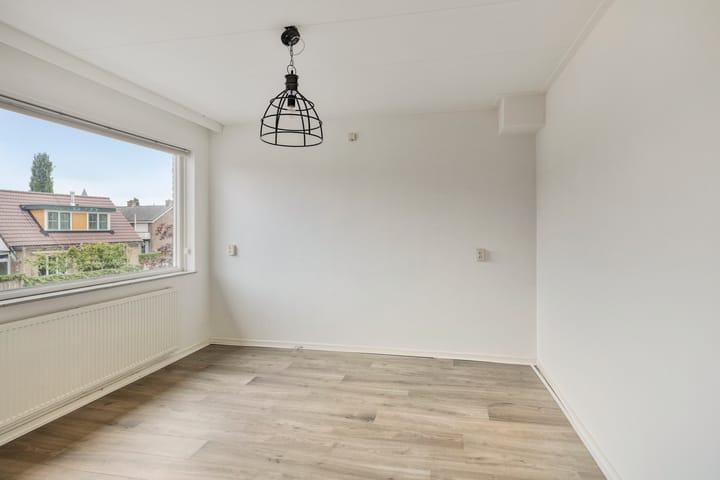 Photo 17 of Rozenstraat 10