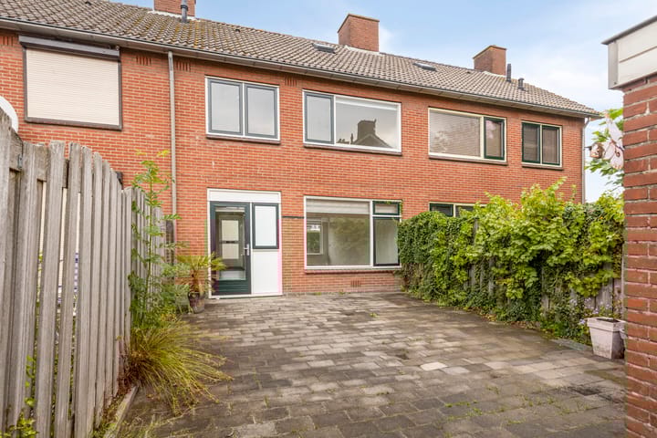 Photo 23 of Rozenstraat 10