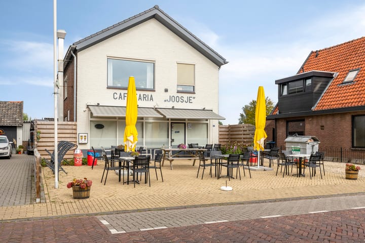 Photo 26 of Rozenstraat 10