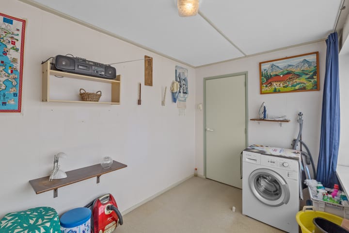 Foto 25 van Van Goghlaan 254