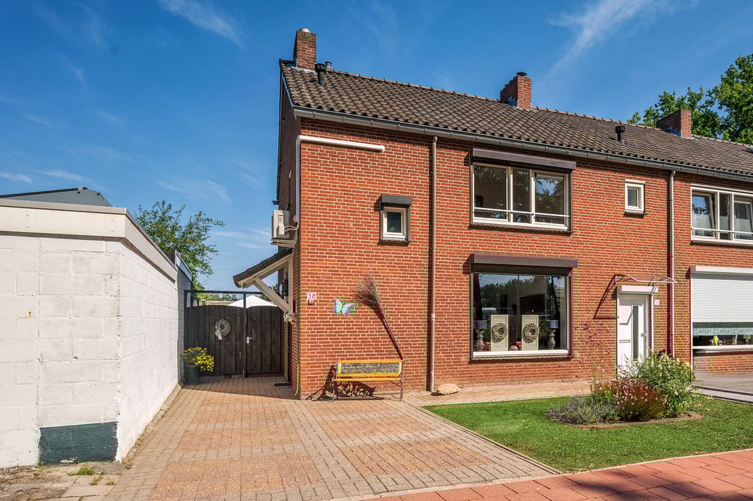 Foto 1 van Merelweg 38