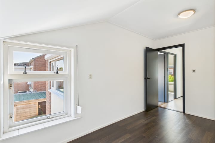 Foto 13 van Adriaan Walravenstraat 15