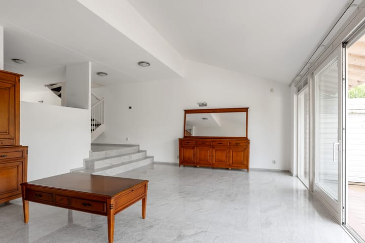 Photo 16 of Kees van Hasseltstraat 10