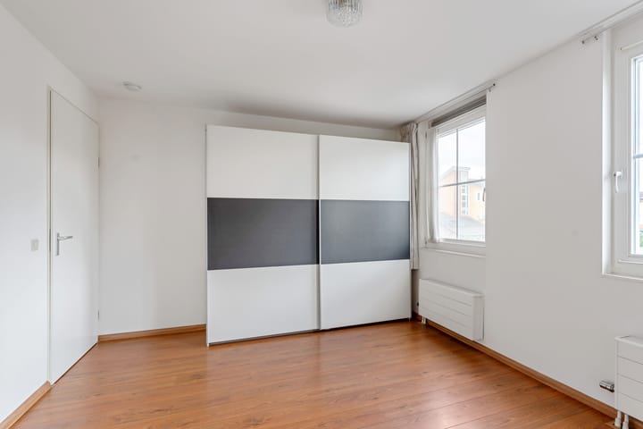 Photo 24 of Kees van Hasseltstraat 10