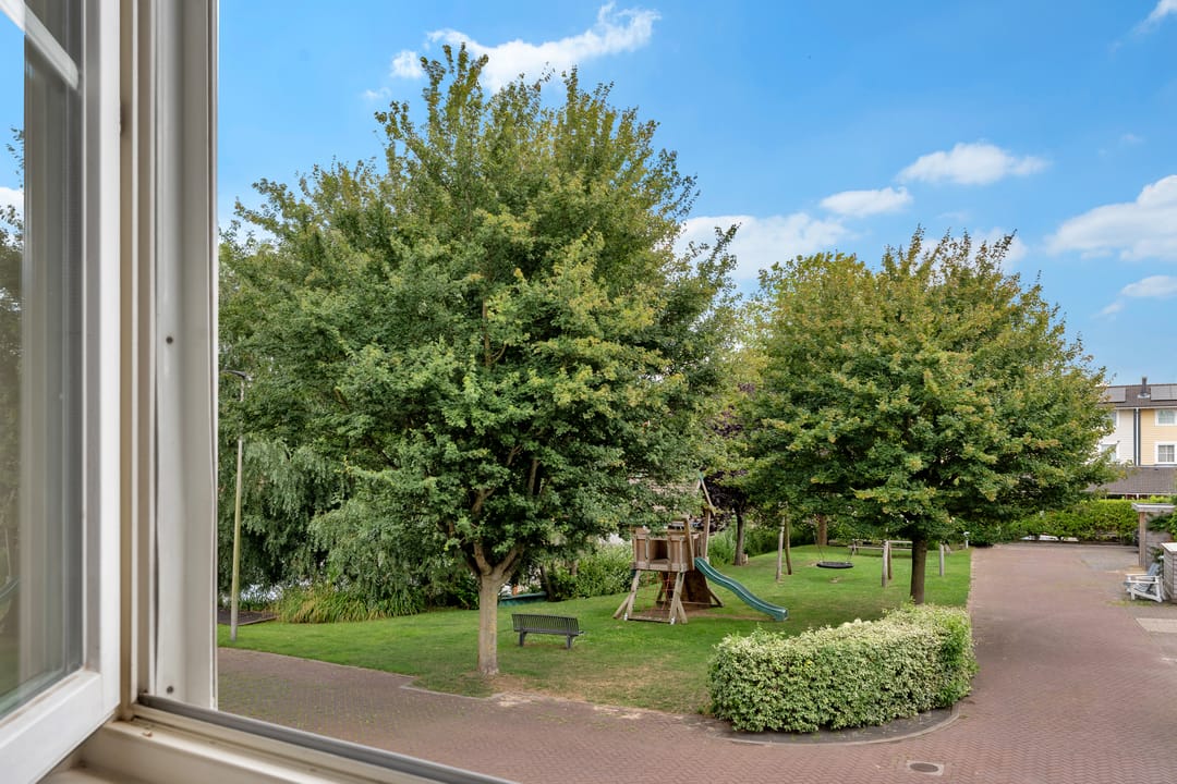 Photo 32 of Kees van Hasseltstraat 10