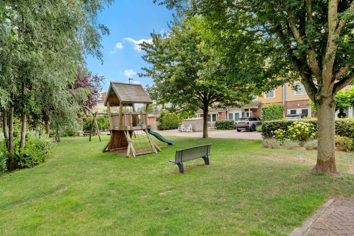 Photo 41 of Kees van Hasseltstraat 10