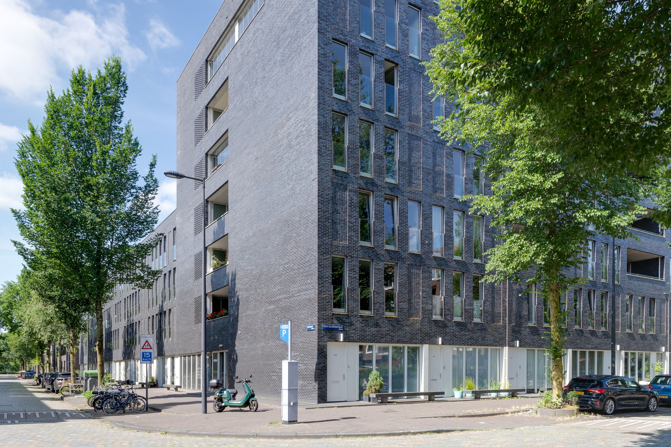 Photo 42 of Erich Salomonstraat 412