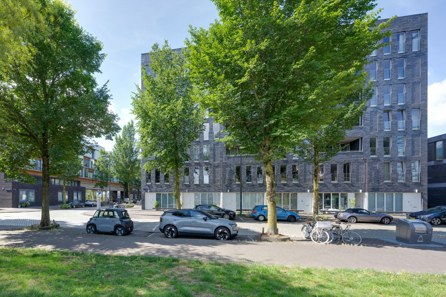 Photo 40 of Erich Salomonstraat 412