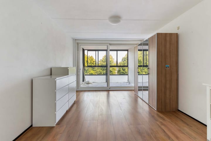 Photo 11 of Loolaan 41-40