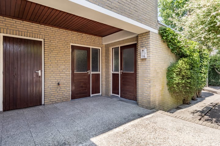 Foto 36 van Graaf Hermanstraat 8