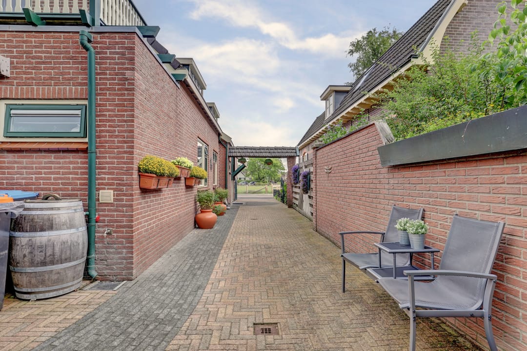 Foto 41 van Molenstraat 52