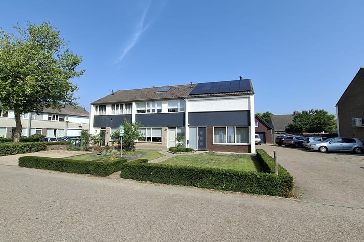 Foto 2 van Margrietstraat 26