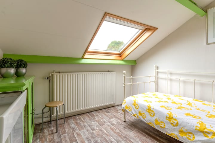 Foto 33 van Zwaluwstraat 116