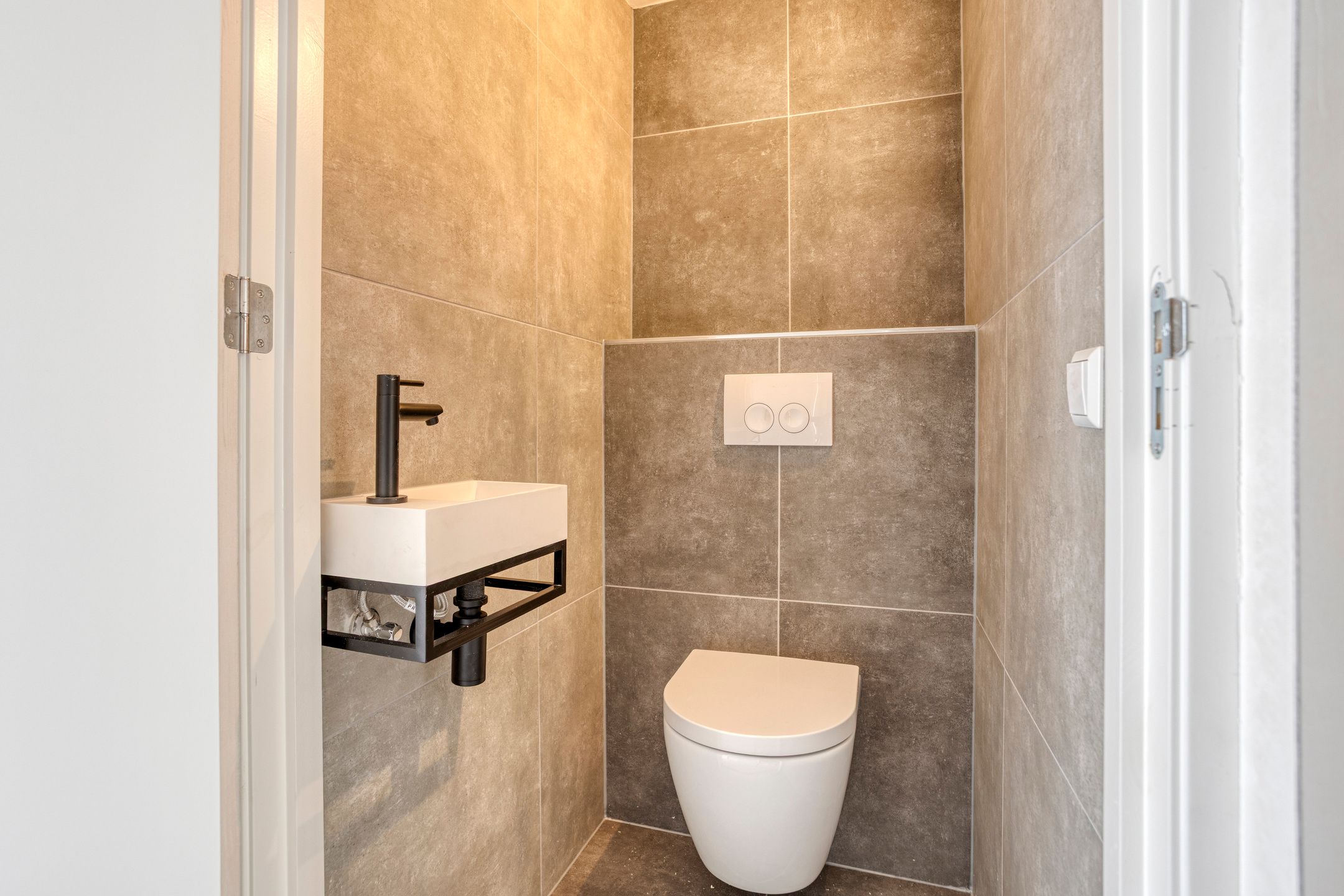 Photo 6 of Schoolstraat 14-B