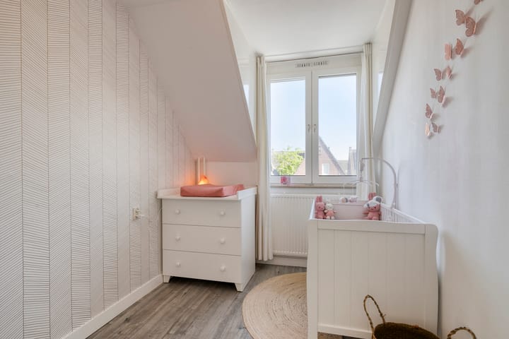 Foto 25 van van Myrlaerstraat 10